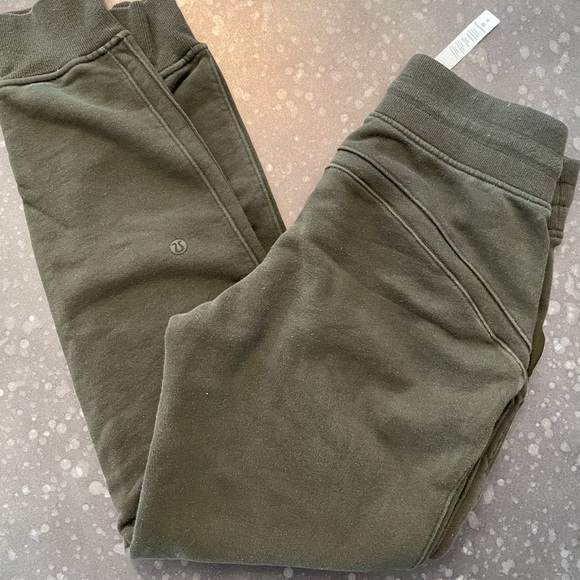 lululemon athletica Pants - Hunter green lululemon joggers